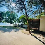 Croatia Camp Premium *