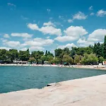 Camping Croatia Camp Premium
