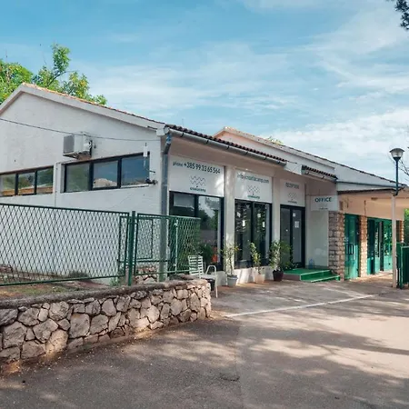 Croatia Camp Premium Vodice