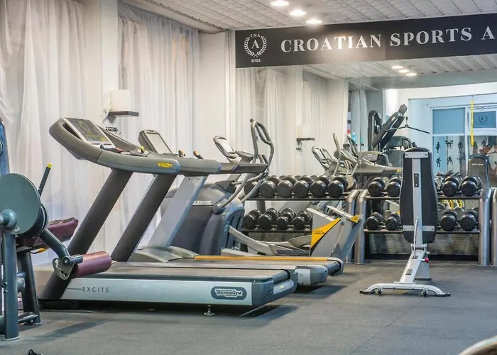 Croatia Camp Premium *