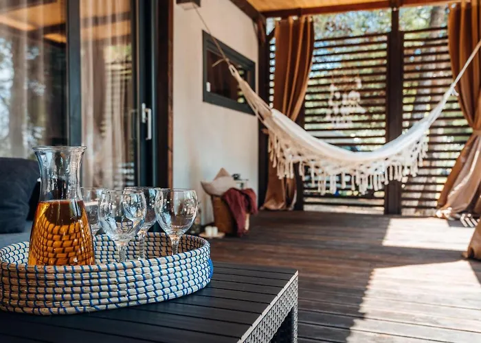 Croatia Camp Premium